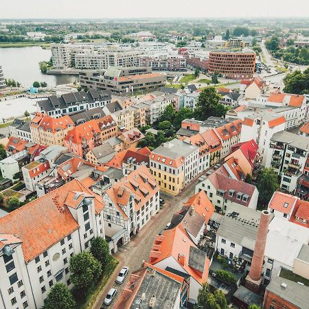 Lieblingsapartment No.10 Mit 2 Schlafzimmern Und Eigener Terrasse รอสต็อค ภายนอก รูปภาพ