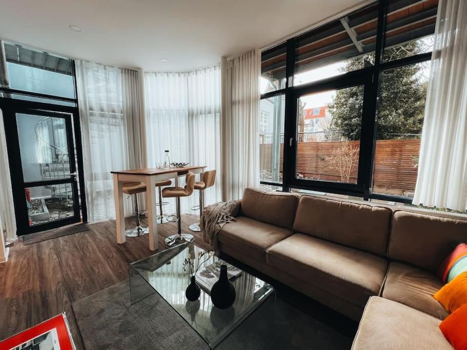 Lieblingsapartment No.10 Mit 2 Schlafzimmern Und Eigener Terrasse รอสต็อค ภายนอก รูปภาพ